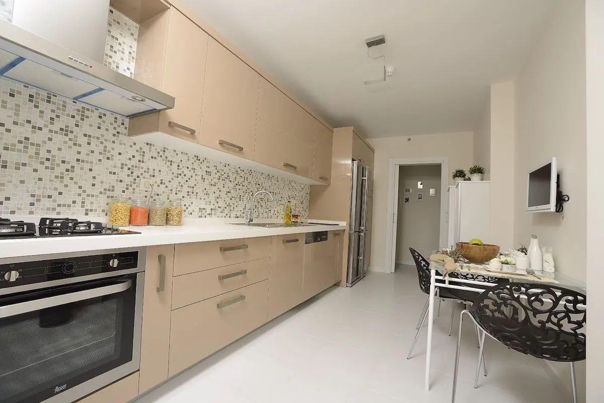 Modern kitchen